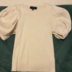 Crème Fitted Cap Sleeved Top